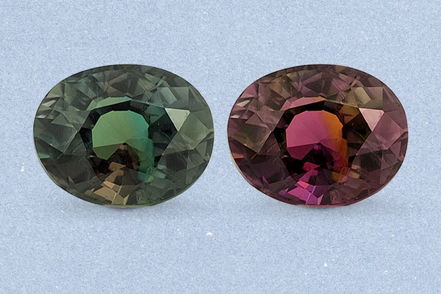 Kay Alexandrite – Oval-cut alexandrite gemstone displaying its rare color-changing effect with green and purplish-red hues in a side-by-side comparison.