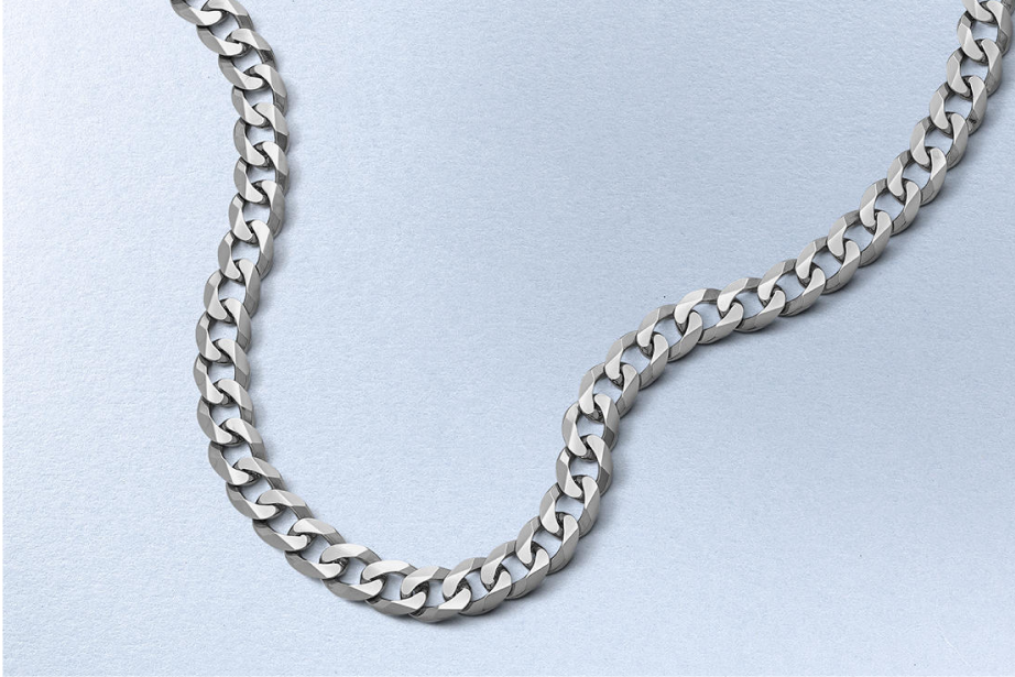 Kay sterling silver curb chain necklace with polished oversized links and a sleek modern design