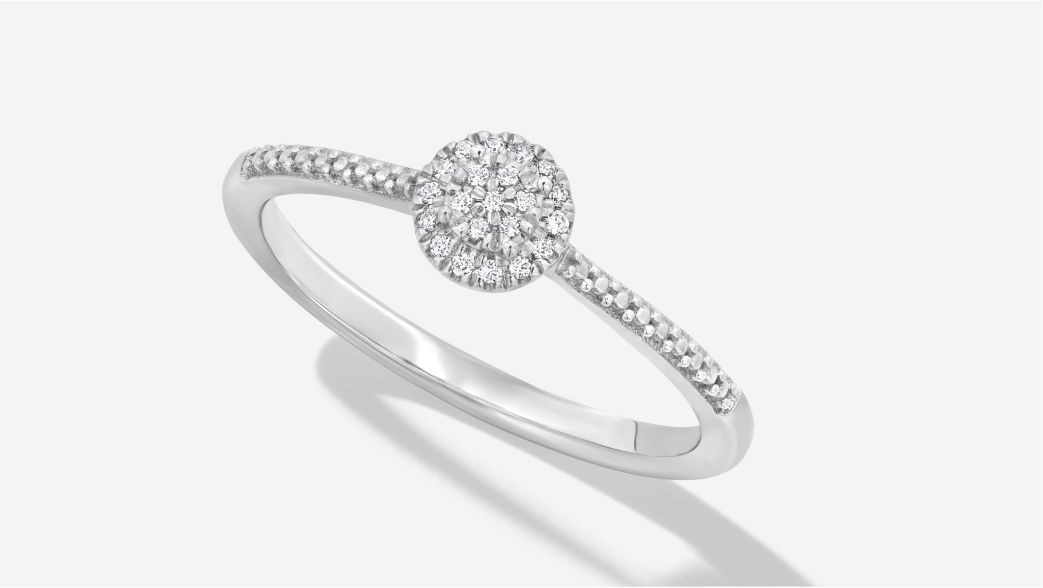 Anillos de promesa de KAY