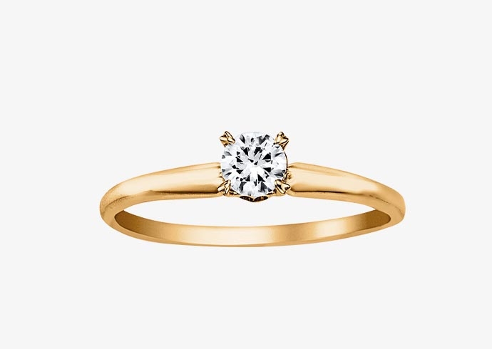 Yellow gold engagement ring