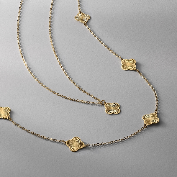 Gold clover chain necklaces