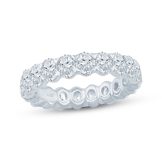 Monique Lhuillier lab-grown diamond band