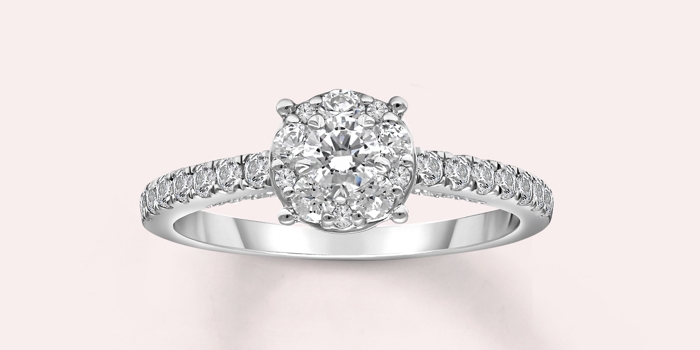 Round-cut diamond ring