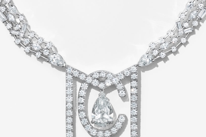Mariah Careys custom necklace from KAY
