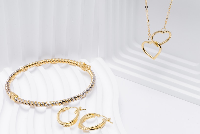Reaura repurposed gold jewelry