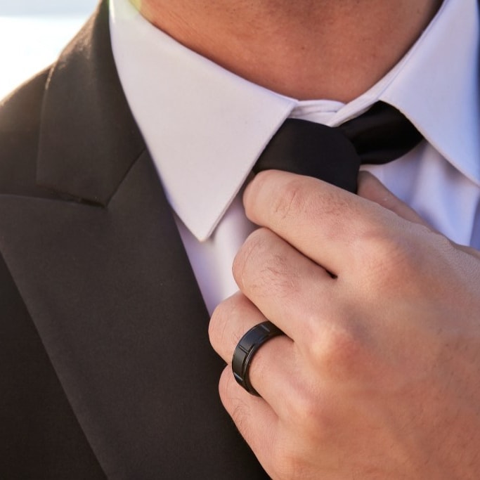 Image of man in suit
