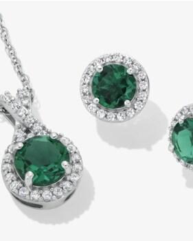 Image of emerald necklace and earrings