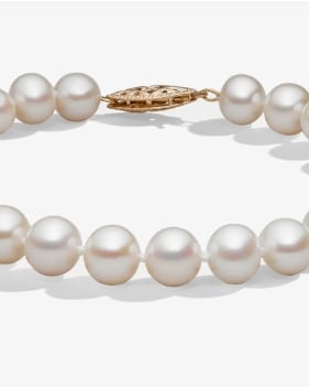 Image of pearl necklace